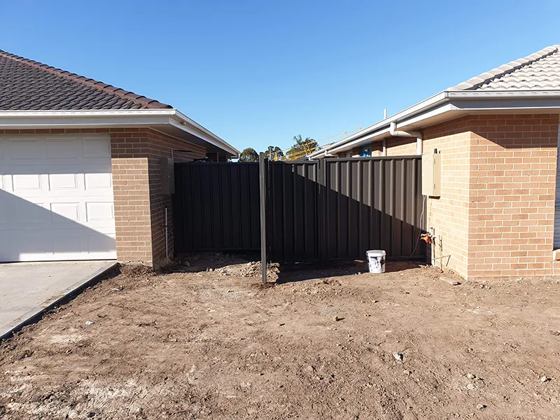 hotondo homes residential fencing (13)