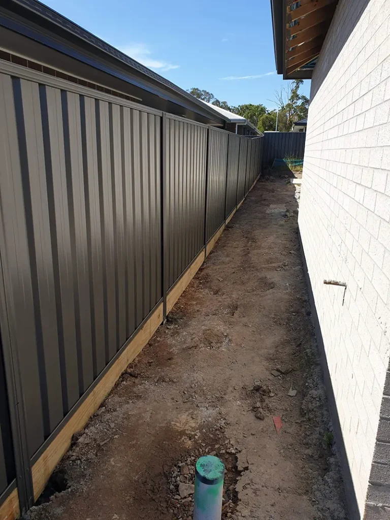 hotondo homes residential fencing (7)