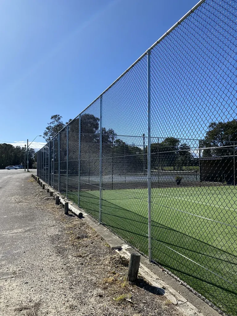woy woy tennis club commercial fencing (7)